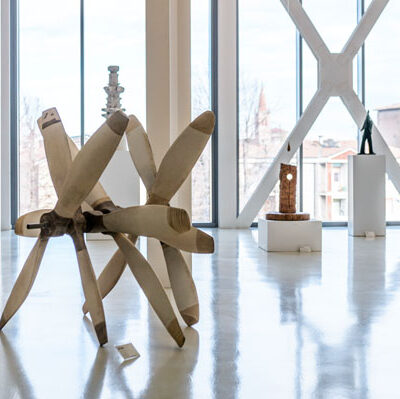 1st floor, View of the sculpture room with artworks by G. Guidi, J. Ogata, S. Zanni