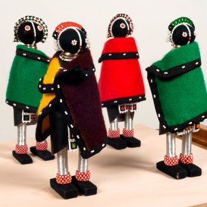 Esther Mahlangu, Dolls, s.d. Esther Mahlangu, Dolls, s.d.